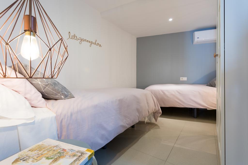 Apartamentos Diaber Gerona 22 Sevilla Exterior foto