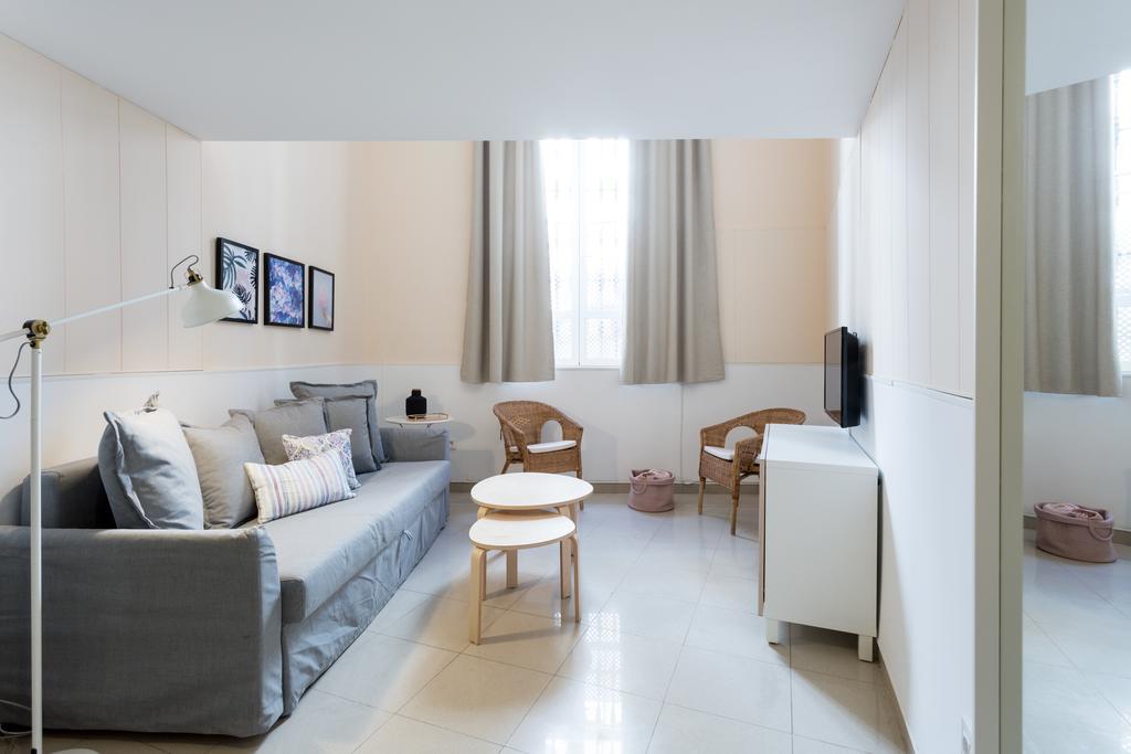 Apartamentos Diaber Gerona 22 Sevilla Exterior foto