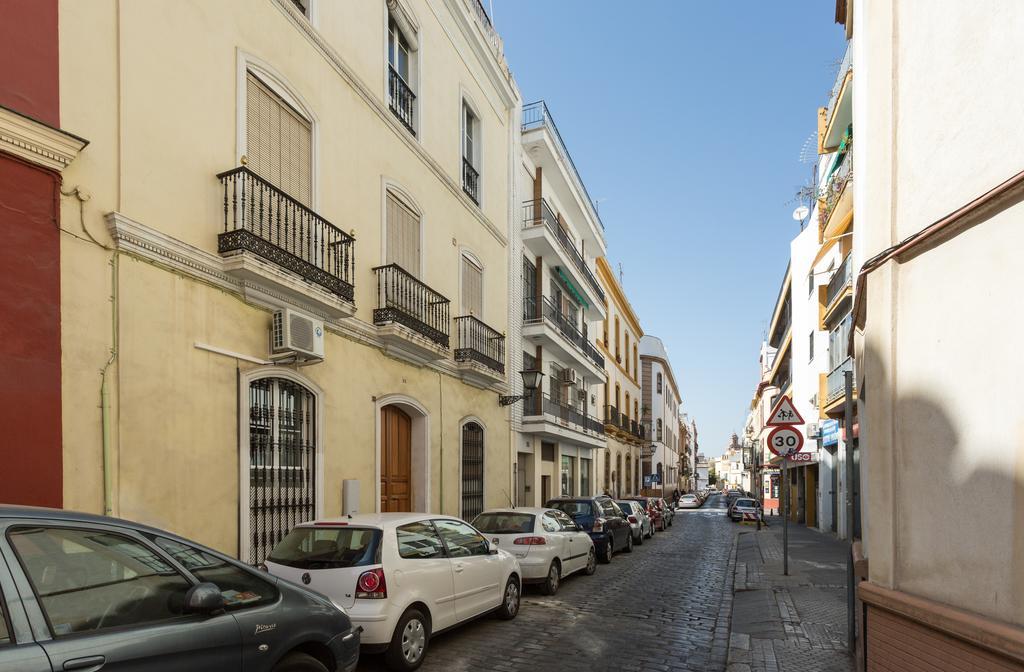 Apartamentos Diaber Gerona 22 Sevilla Exterior foto