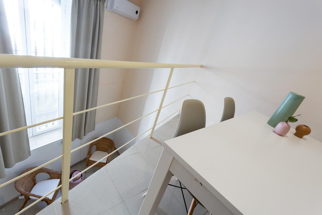 Apartamentos Diaber Gerona 22 Sevilla Exterior foto