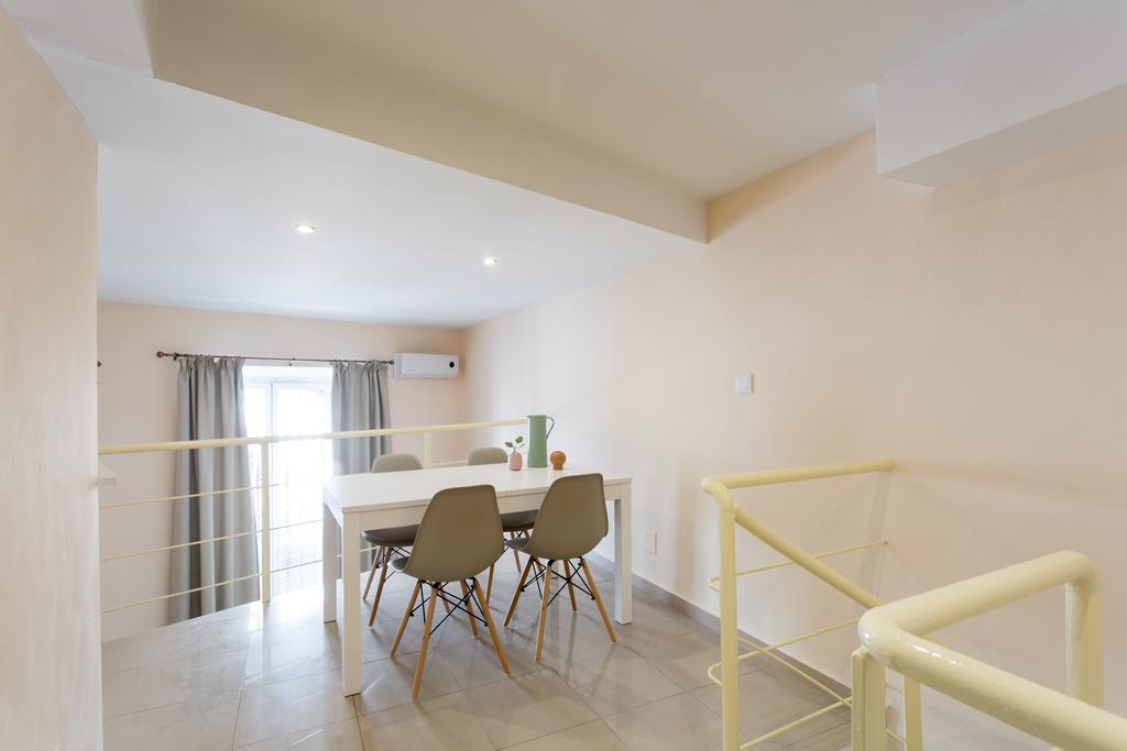 Apartamentos Diaber Gerona 22 Sevilla Exterior foto